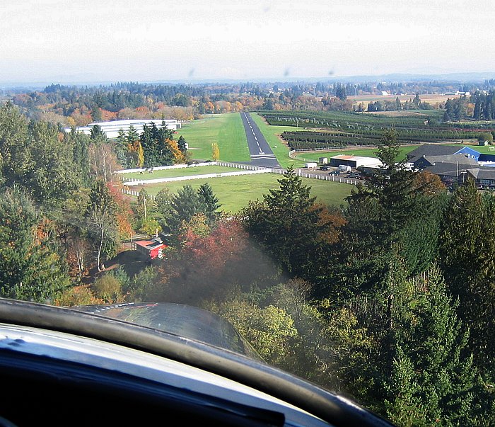 Lenhardt airport on the grass