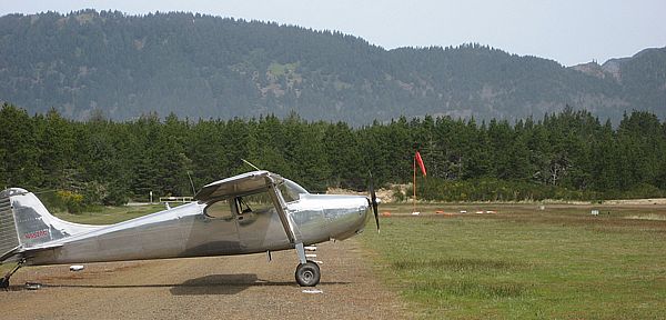 1950 Cessna 170A - Nahalem Bay